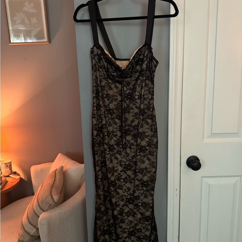 SHEIN Black Lace Maxi Dress